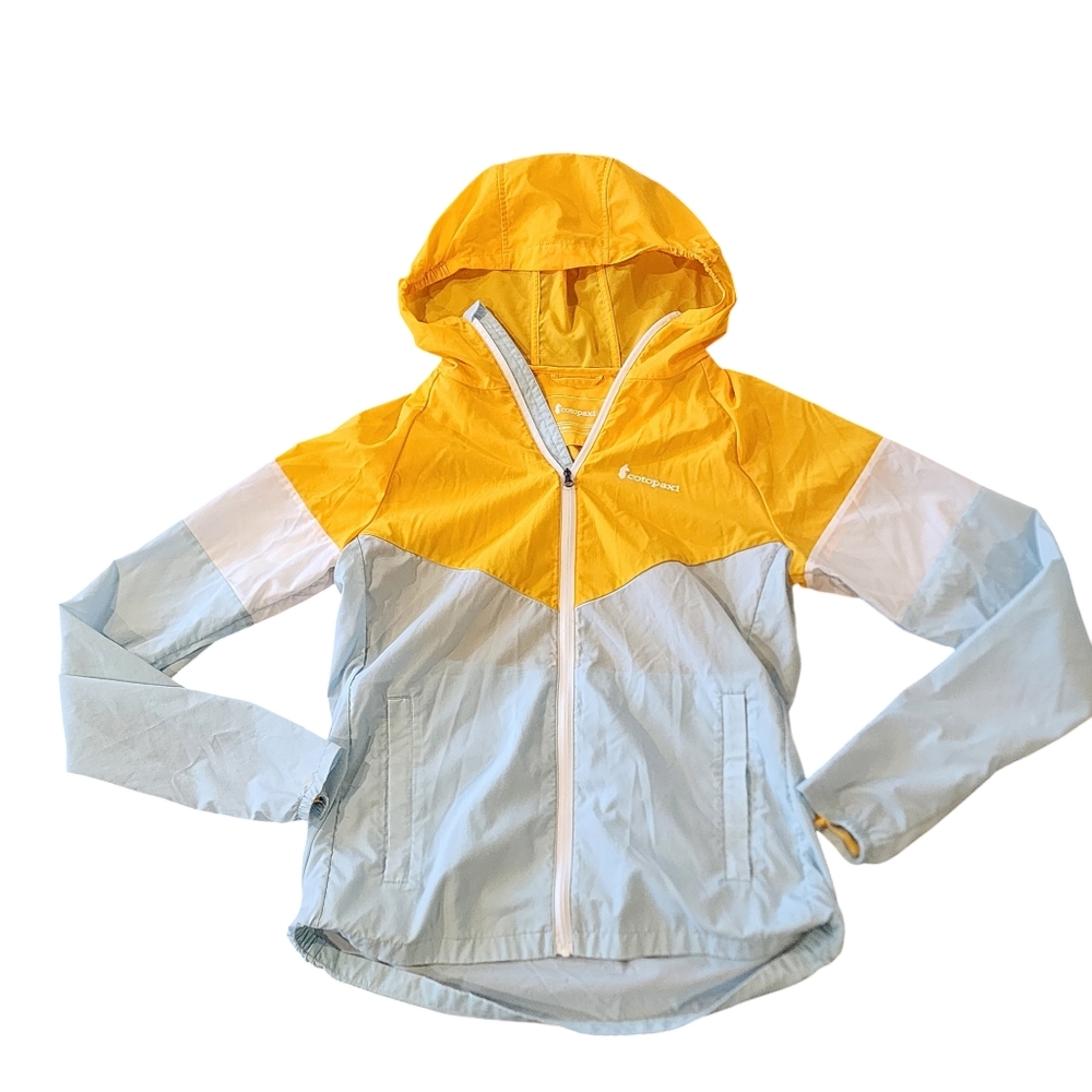 Cotopaxi’s Palmas Windshell Active Jacket - womens small
